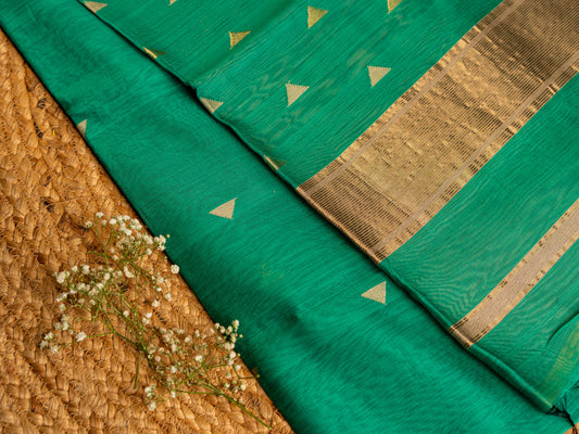 Maheshwari Triangle Butti Weaving Saree