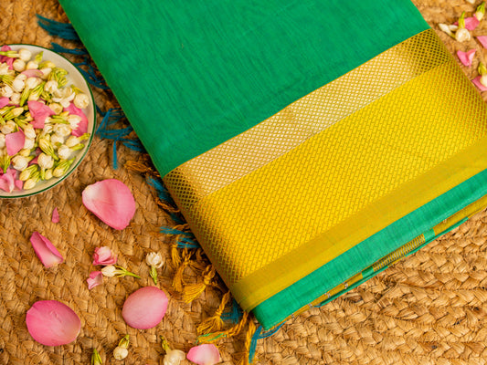 Maheshwari Zari Chatai Border