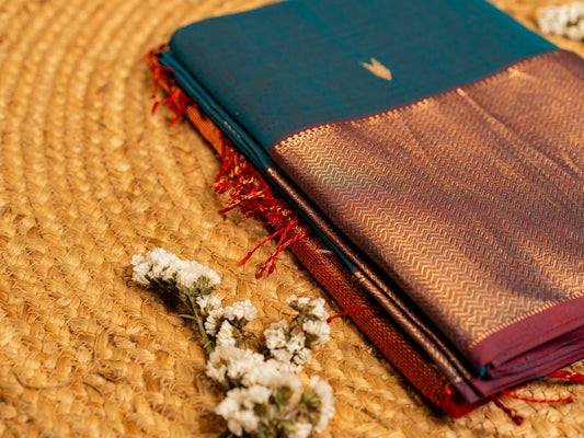 Maheshwari Zari & Resham Thread Border with allover Butti Weaving