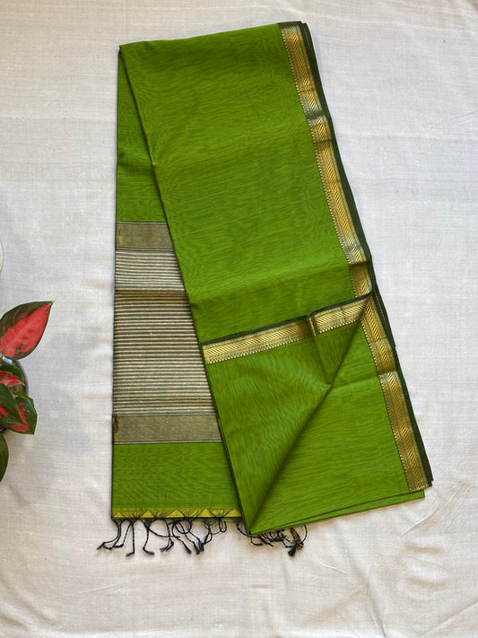 Traditional Maheshwari Zari Border Sarees with Gicha Weaving Pallu Sarees Green