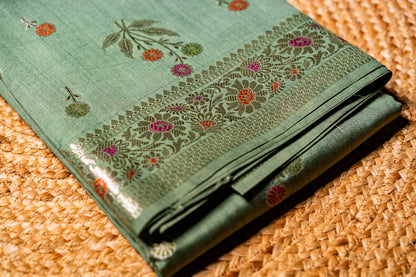 Raw Mango silk with jari weaving