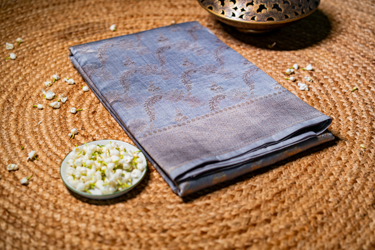 Chiniya Silk Gold Jari weaving Jaal pattern