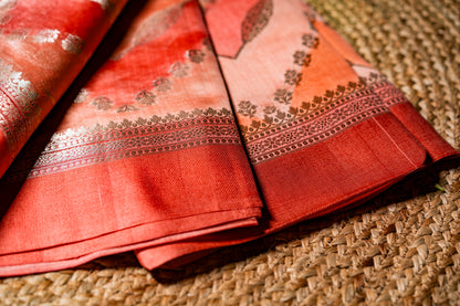 Chiniya silk rangkaat pattern gold jari weaving