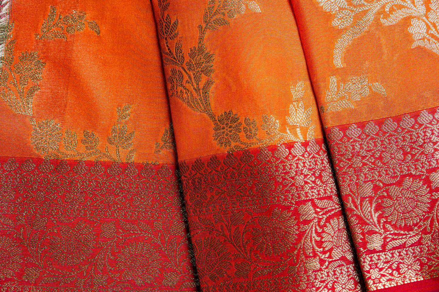 Banarasi Saree with Meenakari jaal work