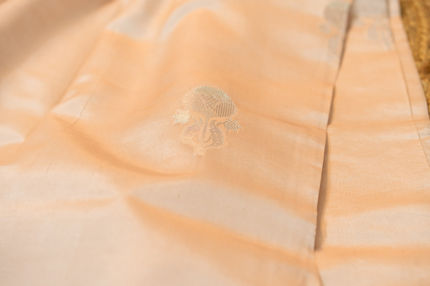 Raw Mango Silk