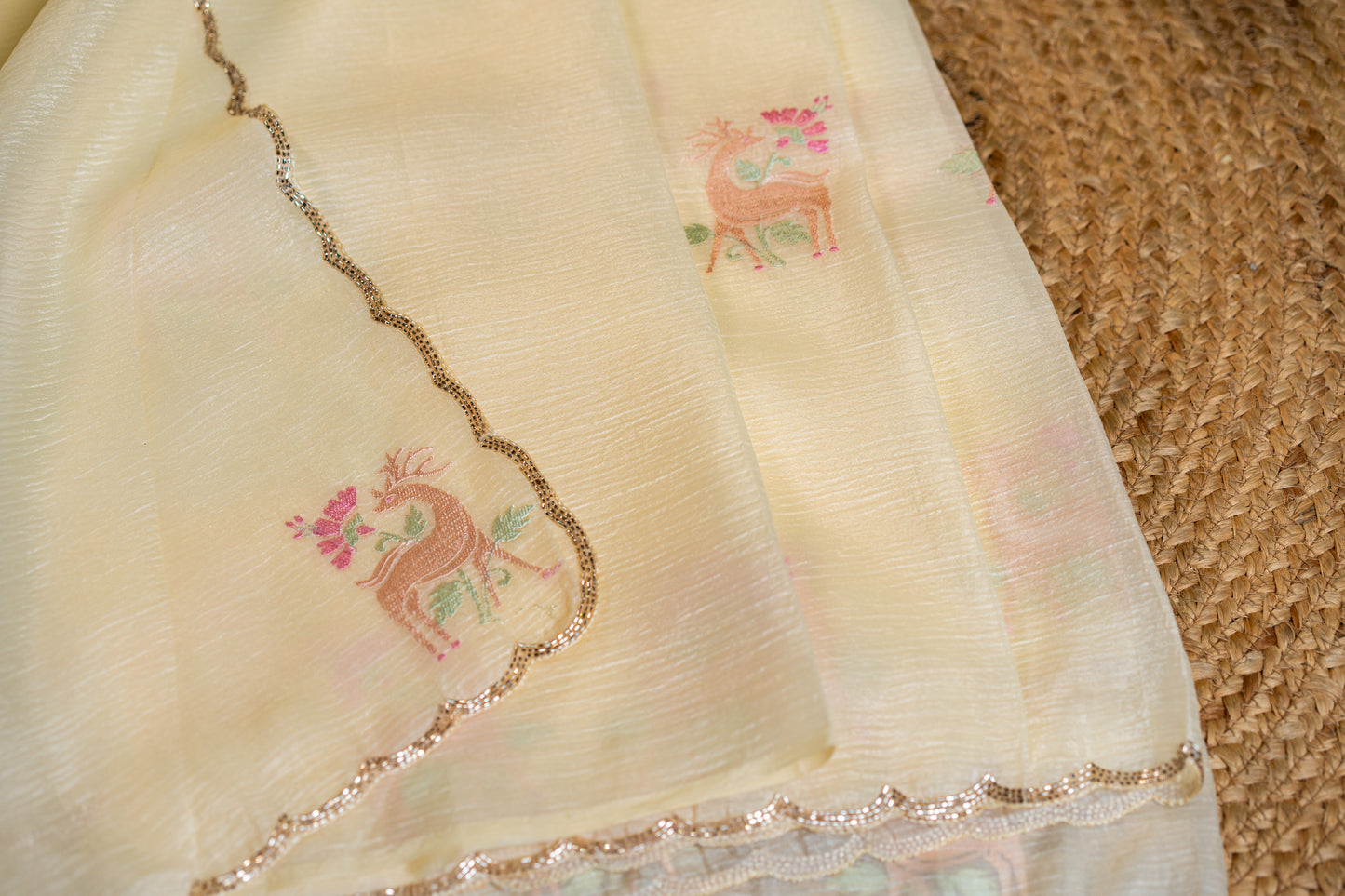 Crush Tissue saree with motif embroidery