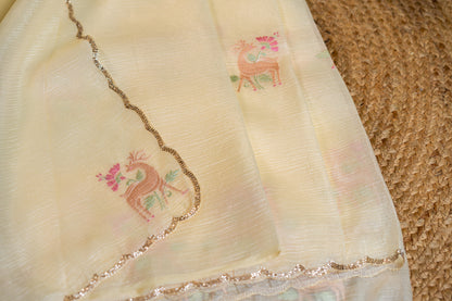 Crush Tissue saree with motif embroidery