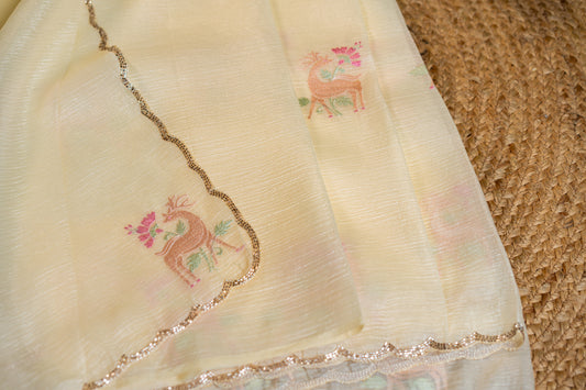 Crush Tissue saree with motif embroidery