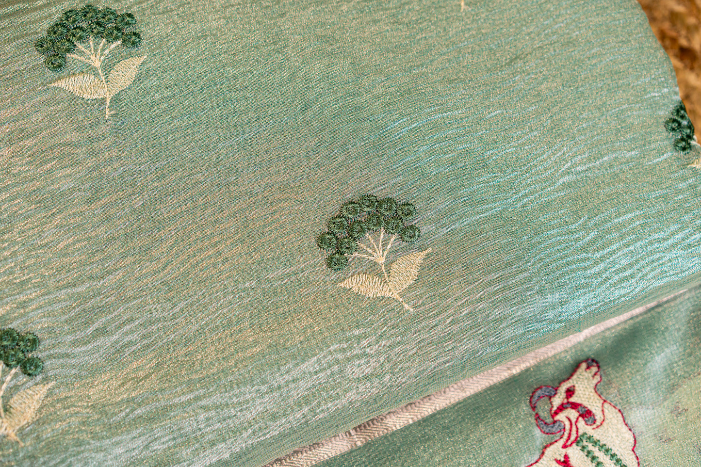 Crush Tissue saree with motif embroidery