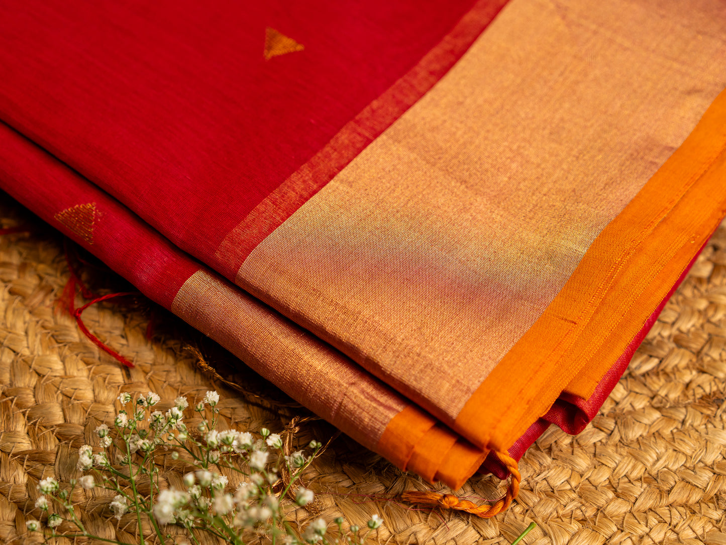 Maheshwari Triangle Butti Weaving Saree