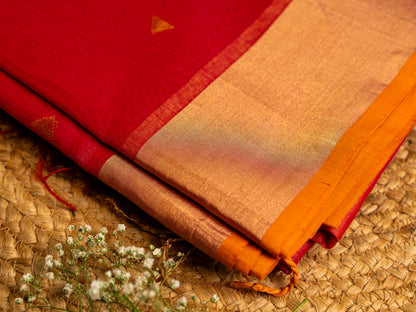 Maheshwari Triangle Butti Weaving Saree
