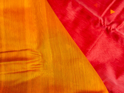 Maheshwari Triangle Butti Weaving Saree