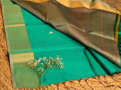 Maheshwari Triangle Butti Weaving Saree