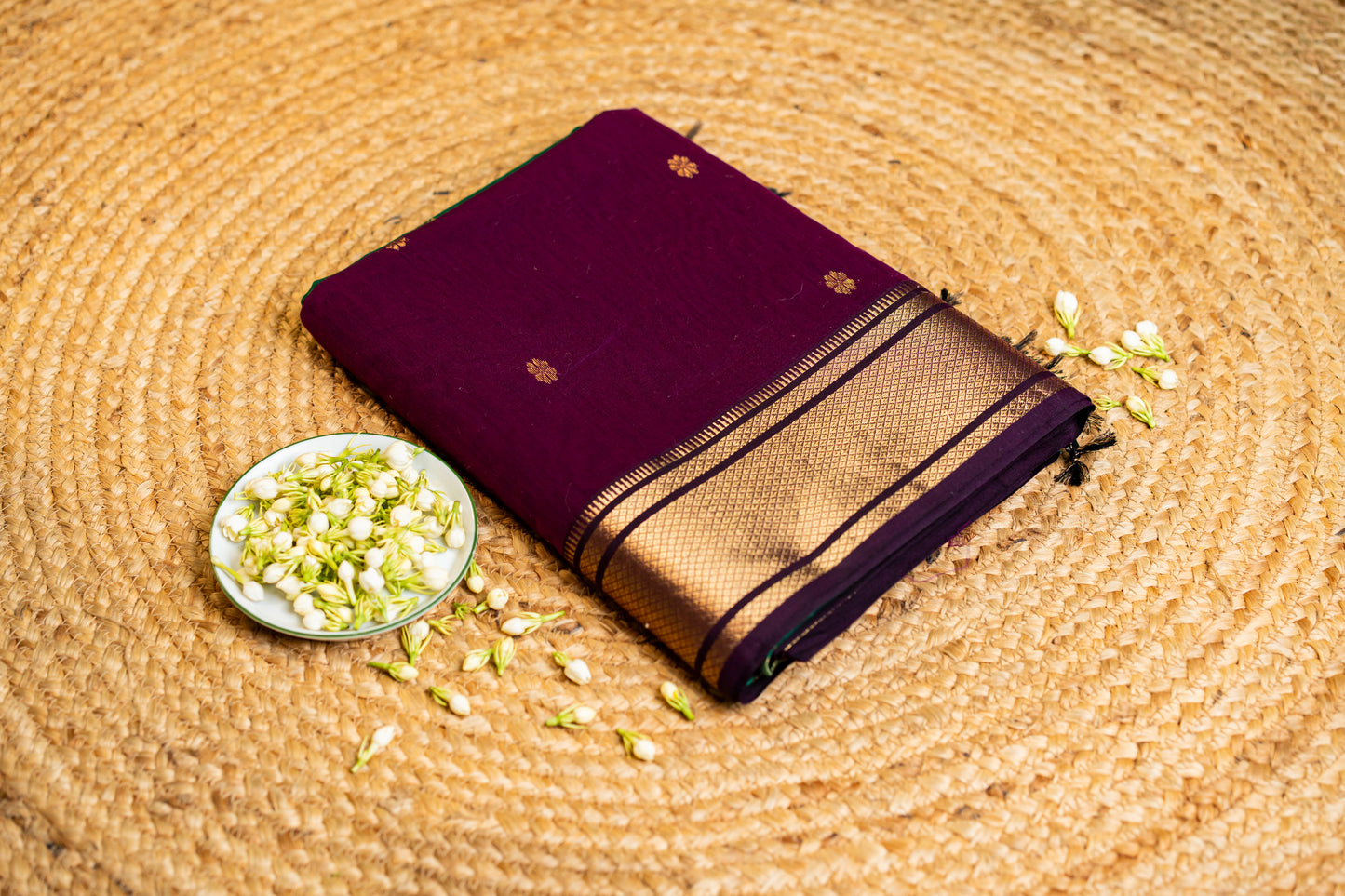 Maheshwari Paithani Border with all over Swastika Zari Butti Weaving Sarees Purple & Green