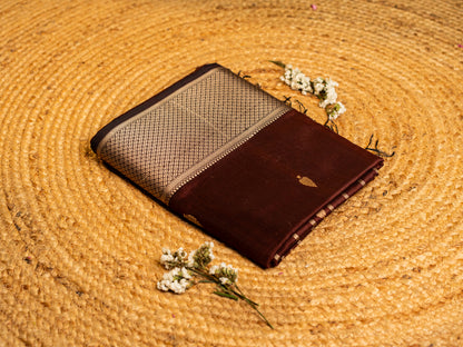 Maheshwari Resham Thread & Zari Border Sarees with all over Thread & Zari Butti weaving