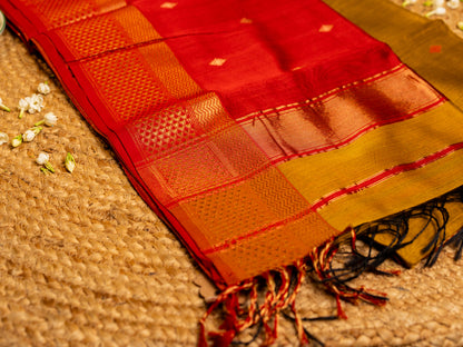 Maheshwari Zari & Resham Thread Border with allover Butti Weaving
