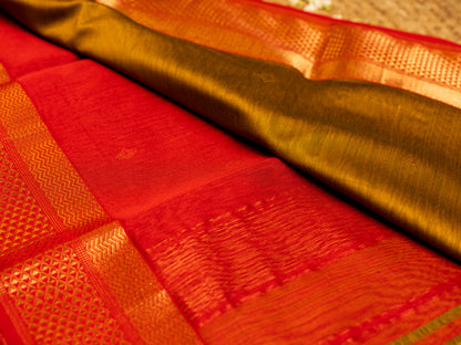 Maheshwari Zari & Resham Thread Border with allover Butti Weaving