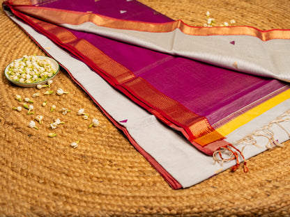 Maheshwari Gold n Silver Small Zari Border Saree with triangle Butti Weaving