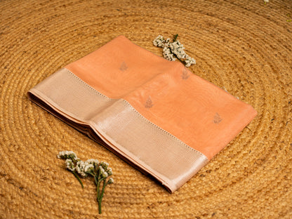 Maheshwari Silver Zari Border with Butti Weaving