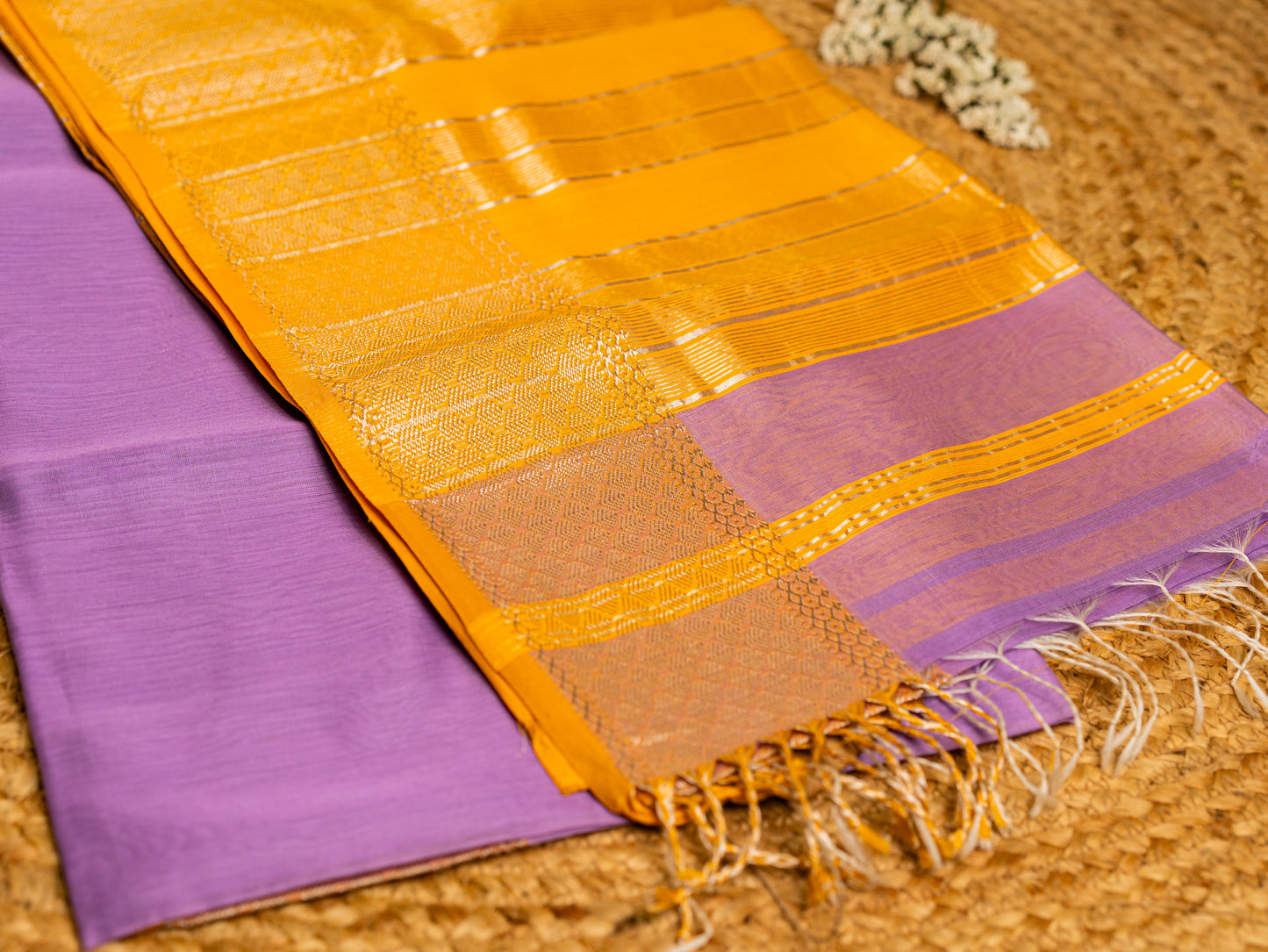 Maheshwari Silver Zari Broad Border with Plain Body