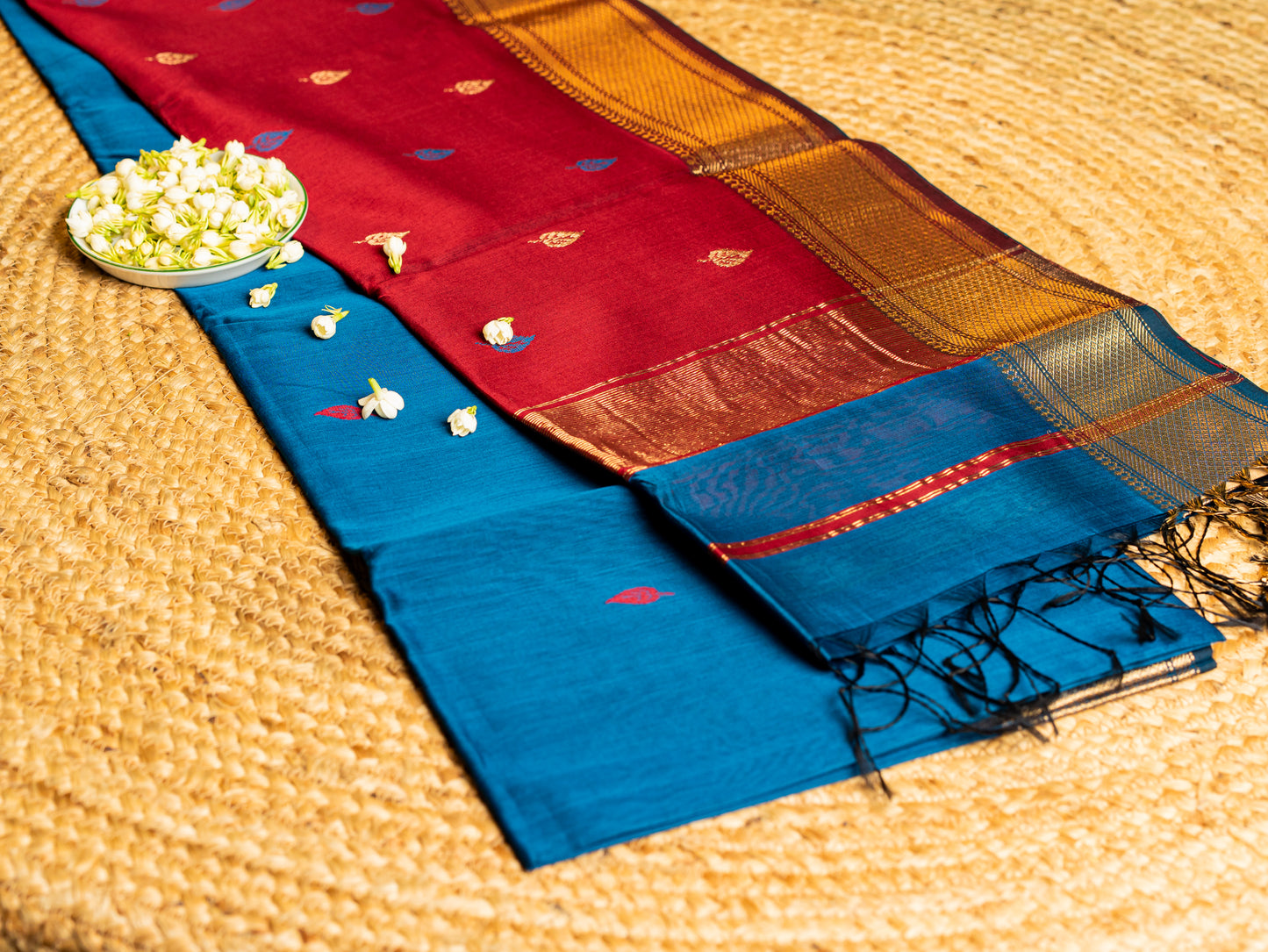 Traditional Maheshwari Paithani Border with all over Zari Butti Weaving Sarees