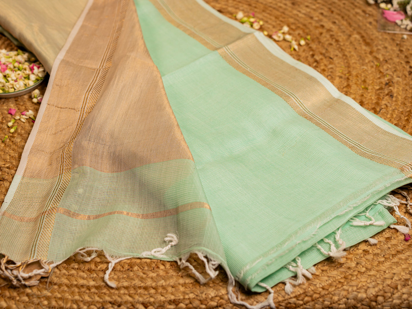 Maheshwari Self Zari Lining Saree with Traditional Zari Border