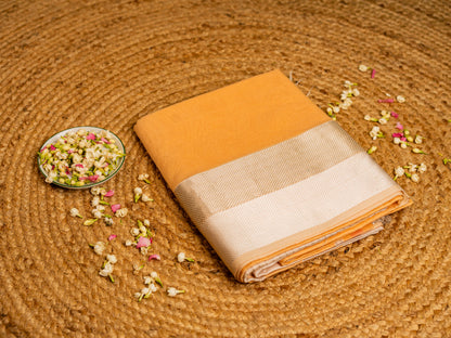 Exclusive Maheshwari Zari & Resham Thread Border Saree