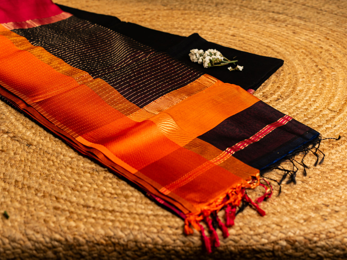 Maheshwari Ganga Jamuna Resham Thread Border