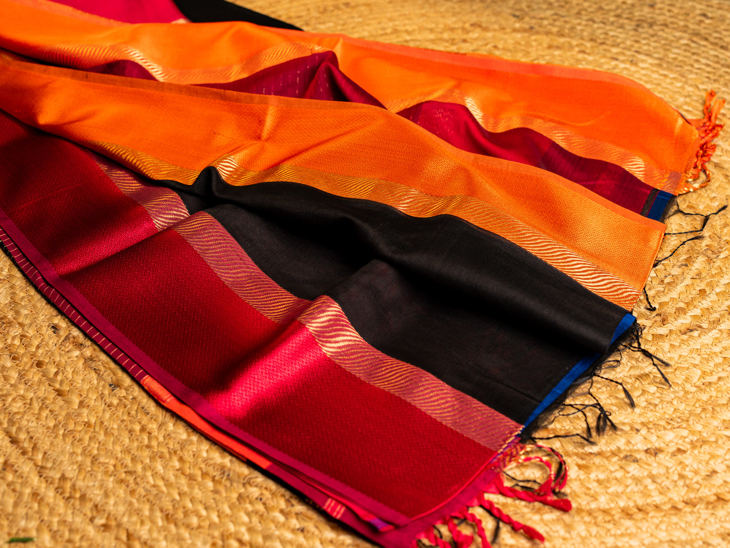 Maheshwari Ganga Jamuna Resham Thread Border