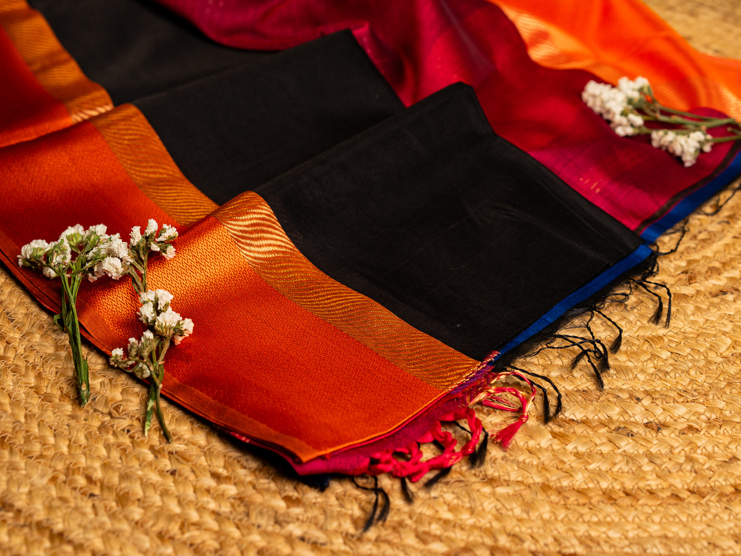 Maheshwari Ganga Jamuna Resham Thread Border