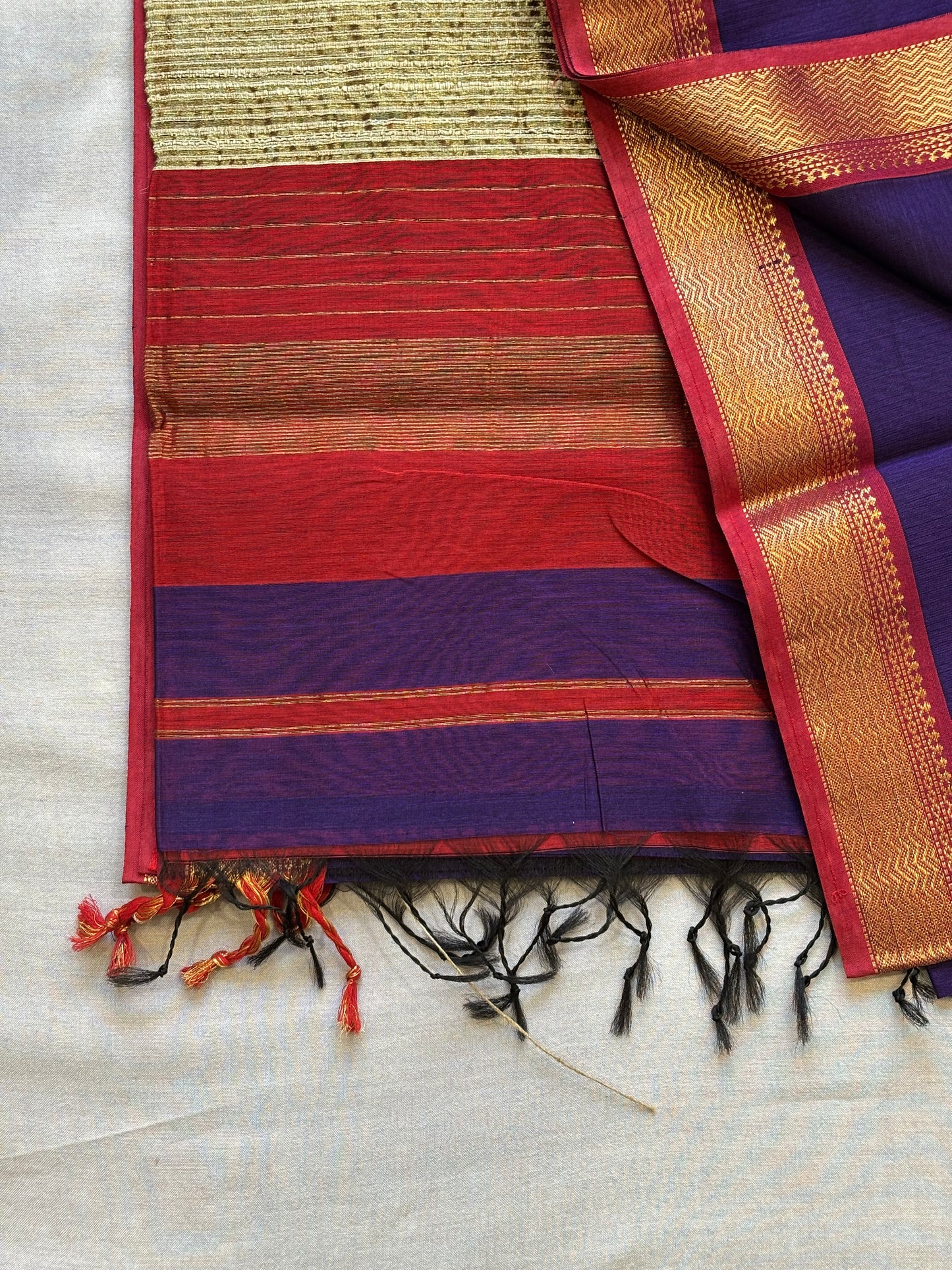 Maheshwari Rewa Border with Gicha/Kosa pallu Weaving Saree S4 Purple & Maroon
